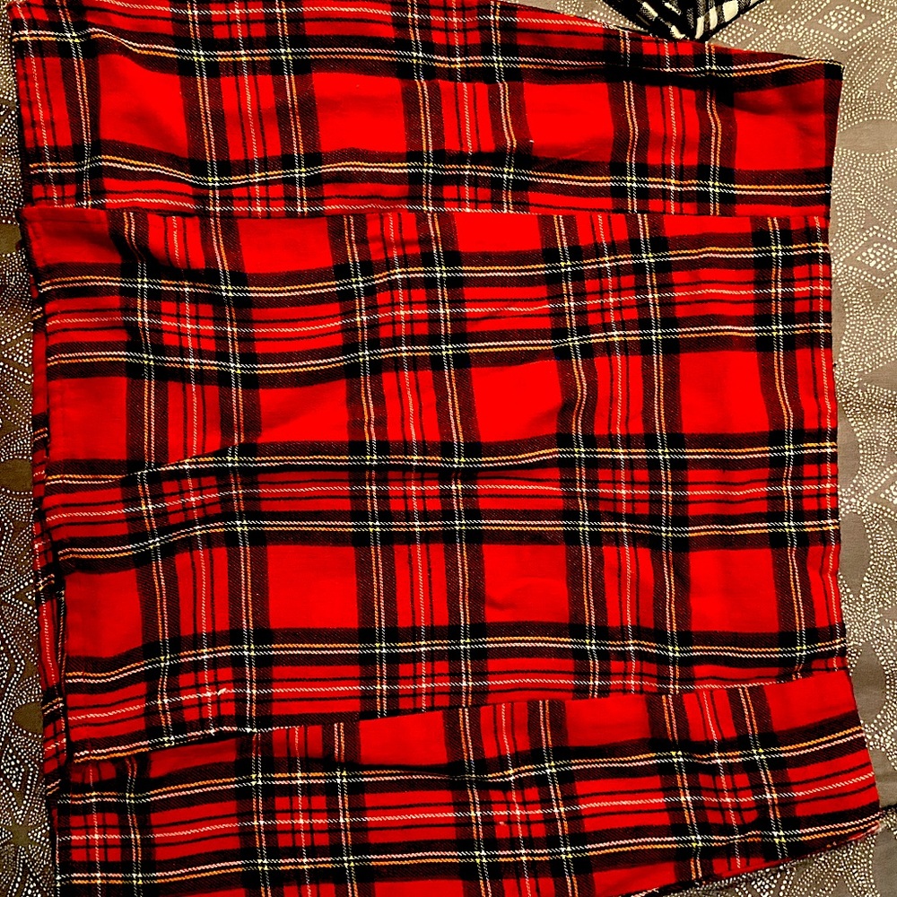 Red plaid mini skirt